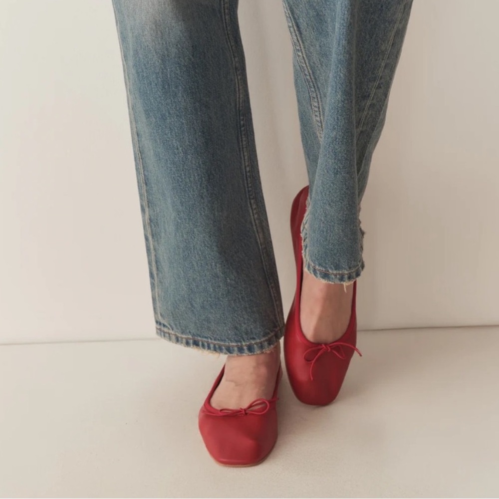 DÔEN Fifi flats, brand new size 6.5, Red Nappa